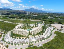Modern Townhouses Estepona 7